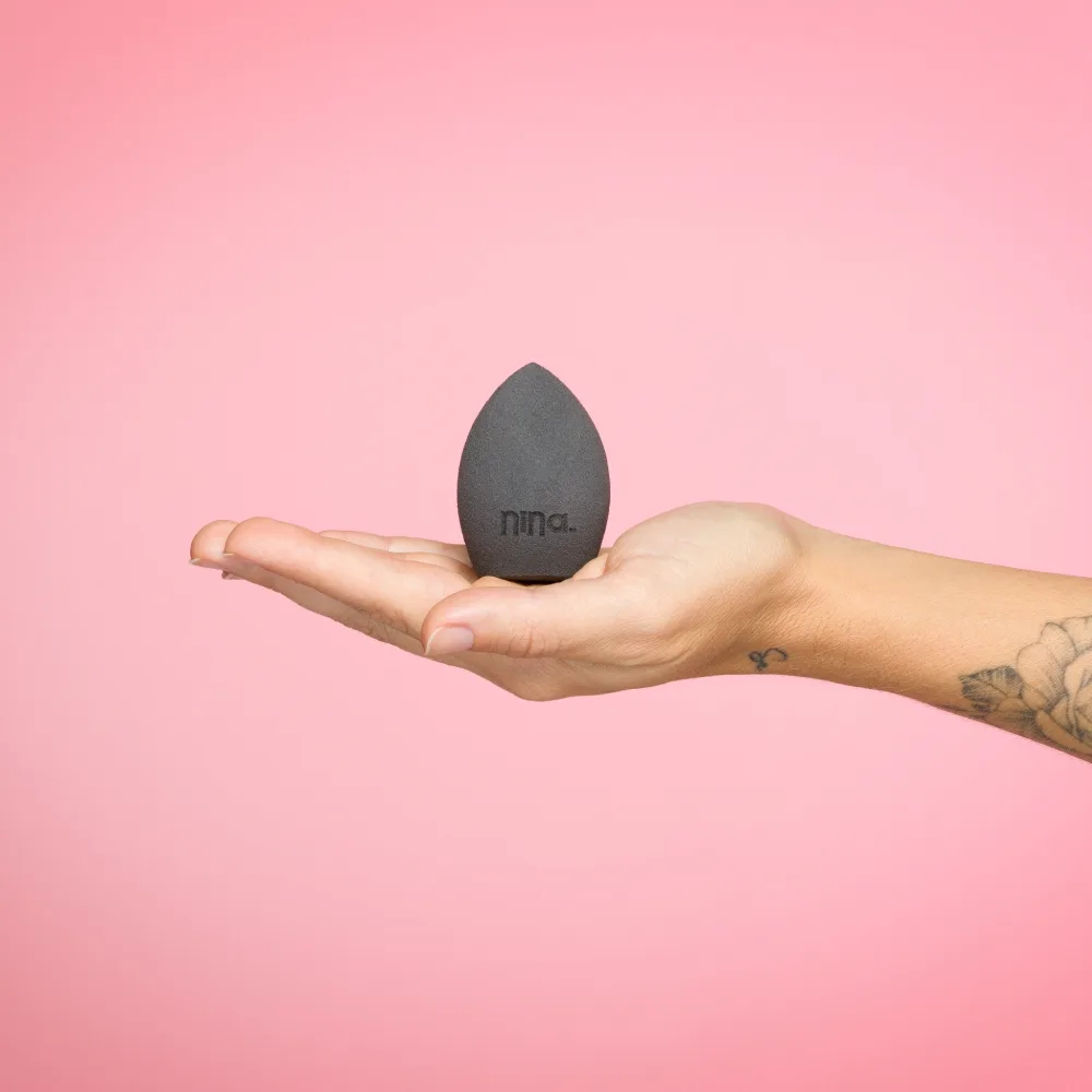 Esponja Beauty Blender Cinza - Nina Makeup